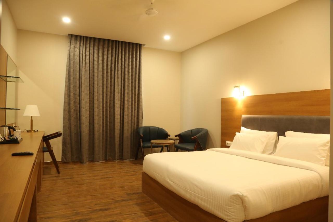 Hotel Bmd The Grand Bhīlwāra Kültér fotó