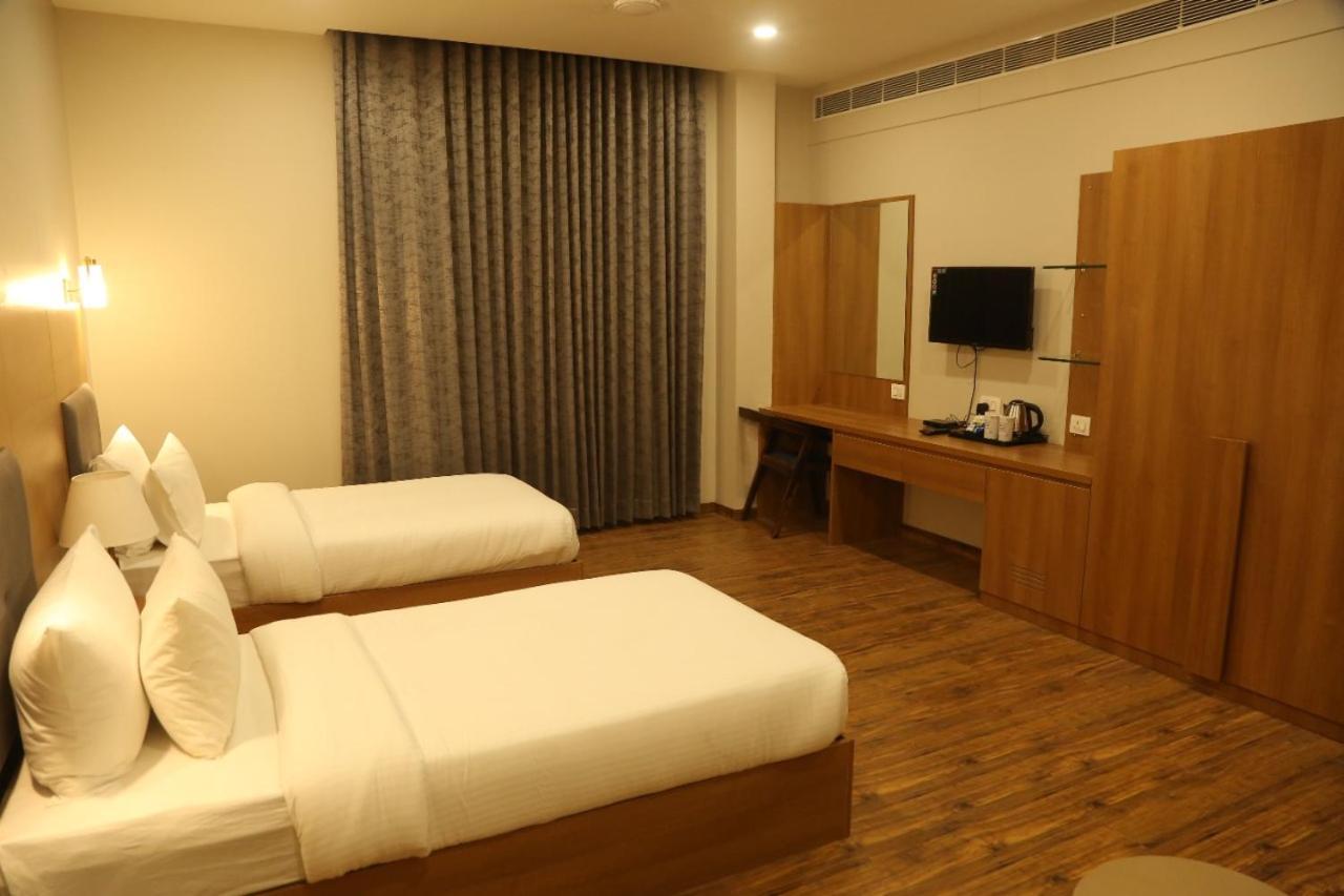 Hotel Bmd The Grand Bhīlwāra Kültér fotó
